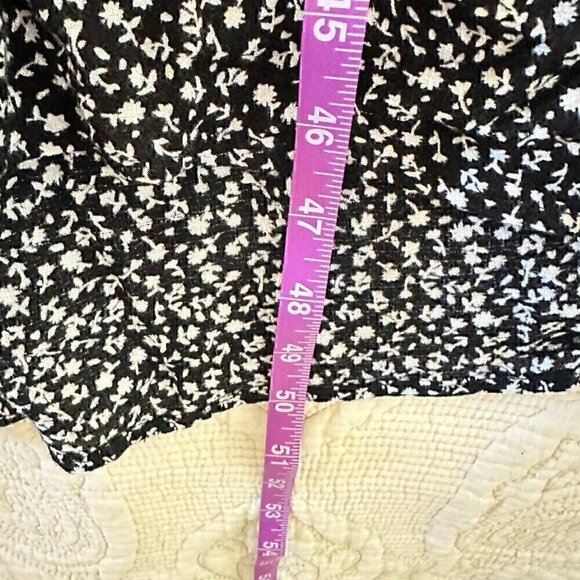 Black and white floral sleeveless maxi dress / flattering and flowy! Women L - Picture 7 of 7